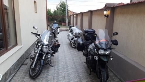 67688755_2339654446283011_2792785798276055040_n