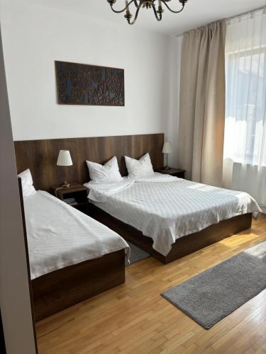 90ad4af7-386c-429e-a797-fdad13d7f2e4